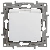 Мех. розетка Белый СУ 1п с/з с крышк IP44 Etika Legrand